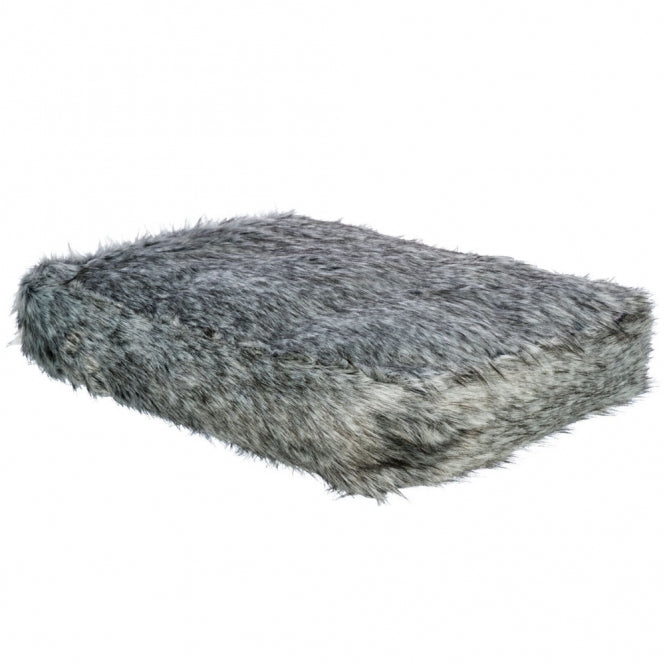 Trixie Pillow Yelina