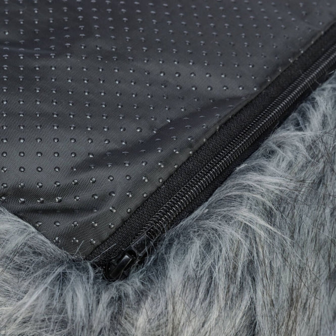 Trixie Pillow Yelina